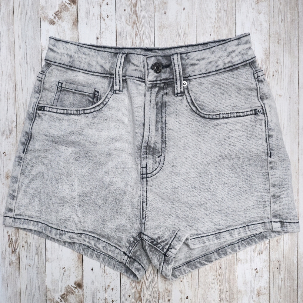 Wild Fable Highest Rise Mom Shorts Grey Acid Wash ✨️ LIKE NEW✨️